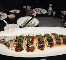 Watermelon Sauce Steamed Danjiang Big White Fish