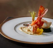 Sizzling Deep-Sea Head-and-Tail Shrimp