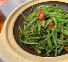 Braised Tofu Noodles in Clay Pot