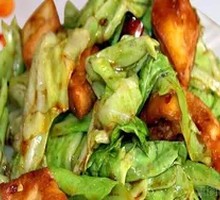 Nang Stir-Fried Cabbage