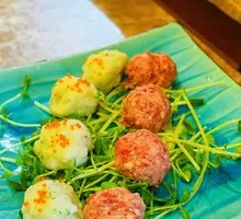Hand-Pressed Double Meatballs Assortment