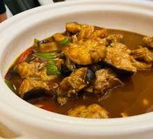 Braised River Catfish in Clay Pot
