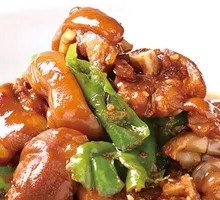 Mashed Chili Burned Pig Trotter