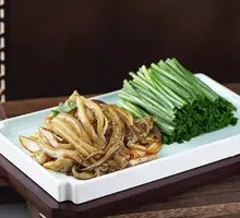 烤韭菜鱿鱼丝