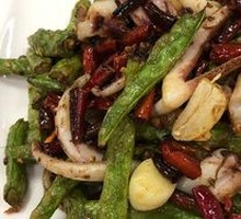 Stir-fried String Beans with Squid Tentacles