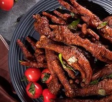 Lu Xiaoji Sauce-Flavored Chicken Feet