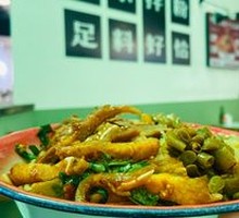 Family Feast Noodle Salad