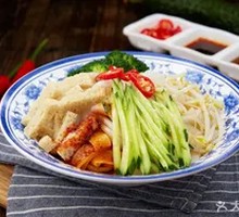 Cold Noodles with Beef Tendon Mix