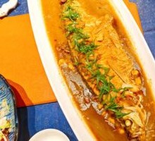 Braised White Fish with Pork Belly and Garlic