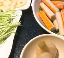 Sweet Pickled Garlic