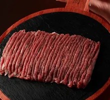 Fresh-cut Chicken Thighs