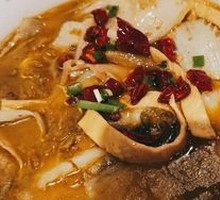 Spicy Fish with Pickled Cabbage (Boneless)