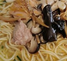 Three Delicacies Noodles