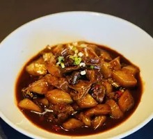 Braised Beef Brisket with Potatoes