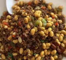 Pigeon Stir-fried with Soybeans