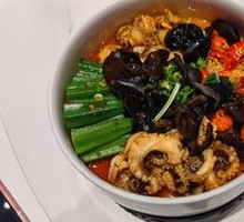 Mixed Seafood in Spicy Sauce