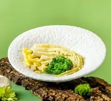 Breaking the Soil Intangible Heritage Dragon's Beard Bamboo Shoots