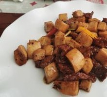 Almond Mushroom Beef Cubes