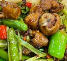 Spicy Pork Intestines Stir-fry