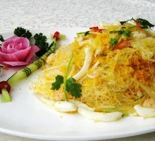 Stir-Fried Yangko Noodles