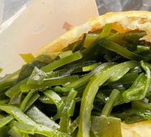 Braised pork belly sandwich