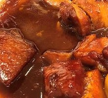 Braised Pork Belly in Clay Pot