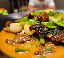 Stir-Fried Smelly Mandarin Fish with Garlic