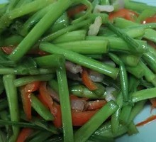Water Celery with Salted Pork Strips