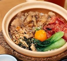 Crispy腊肠 & Chicken Claypot Rice