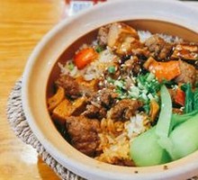 Black Pepper Beef Claypot Rice