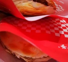 Classic Braised Pork in Flatbread