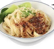 Classic Oil-Poured Noodles