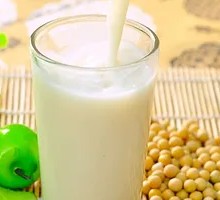 Freshly Ground Soy Milk