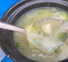 Chinese Cabbage and Tofu Soup