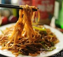 Vegetable Stir-Fried Noodles