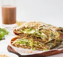 Crispy Peanut碎 Pancake