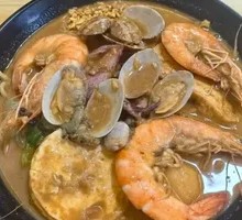 Xiamen Special Abalone and Shrimp Noodles