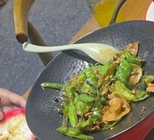 Stir-fried Intestines with Green Pepper