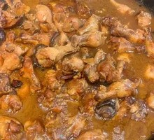 Stewed Chicken with Brown Sauce