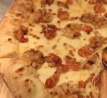 Crawfish Pizza