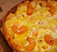 Sweet Shrimp Pineapple Pizza