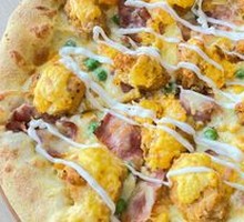 Golden Yolk Chicken Pizza