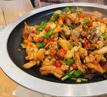 Spicy Frog Legs in Flat Pan