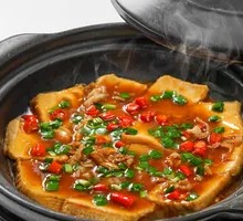 Braised Soft Tofu in Clay Pot