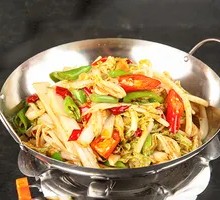 Spicy Pot-Braised Baby Bok Choy