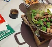 Hunan-style chili stir-fried pork