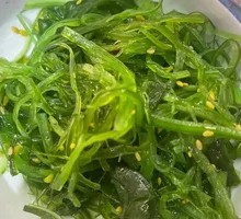 Refreshing Seaweed Salad