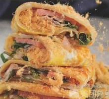 Egg and Pork Floss Grilled Noodle