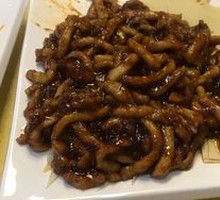 Beijing-style Shredded Pork in Soy Sauce