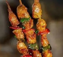 Grilled Green Pepper with Pork Intestines